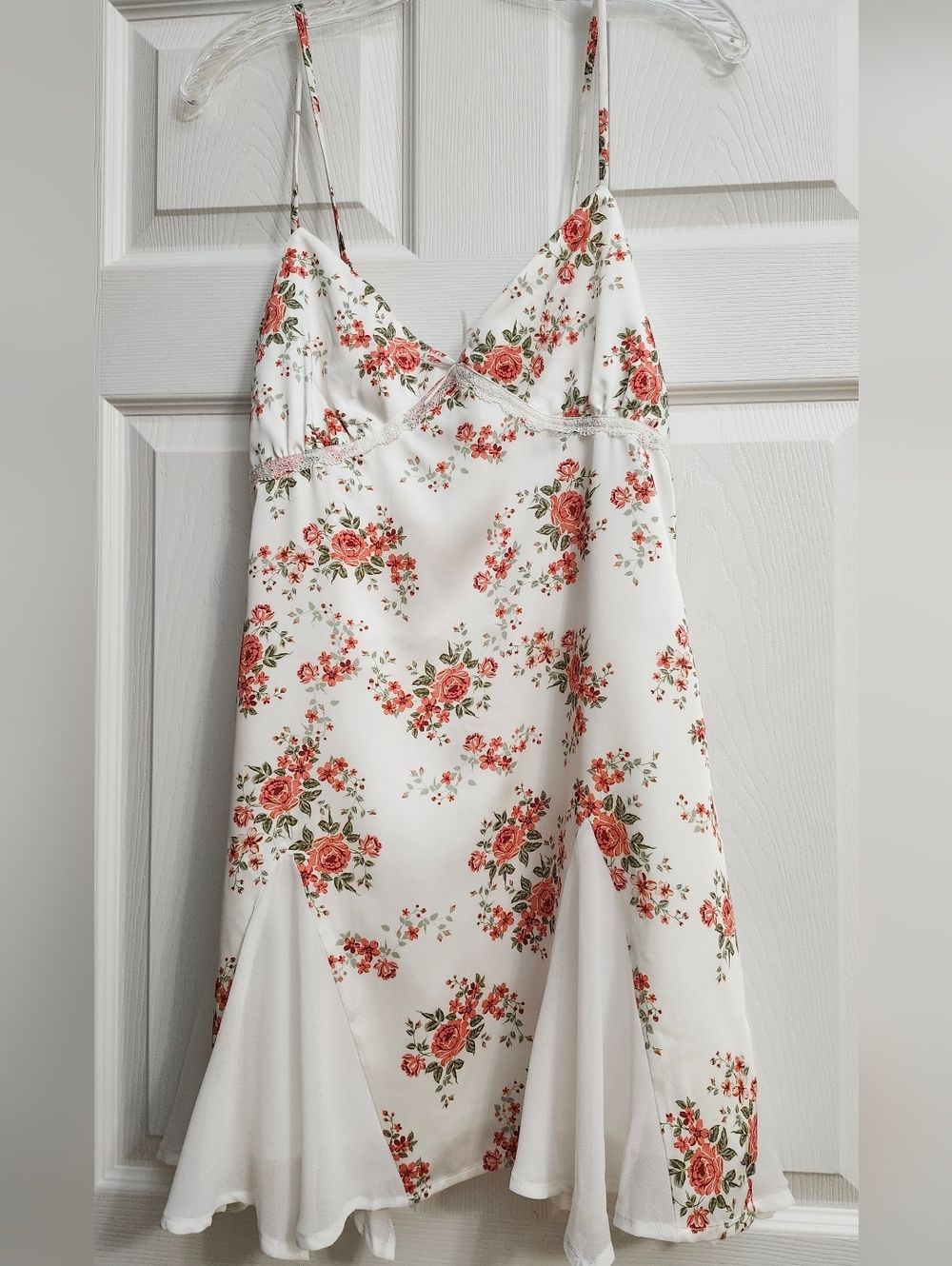 NWT Forever 21 Fit & Flare Halter Dress With Godets Size Medium